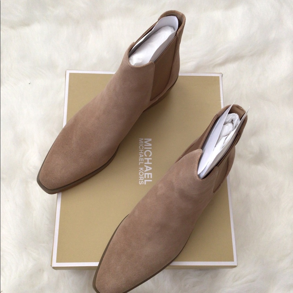 New Michael Kors Boot
